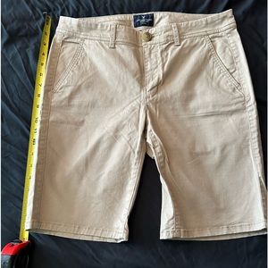 Women’s American Eagle Bermuda shorts